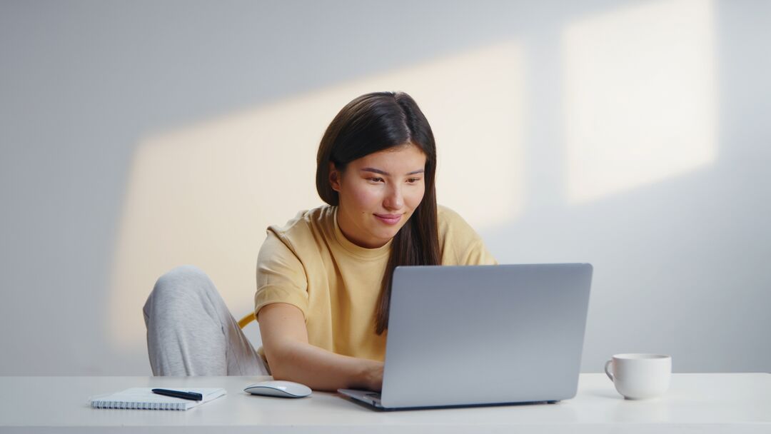 woman learning using computer laptop sit at home